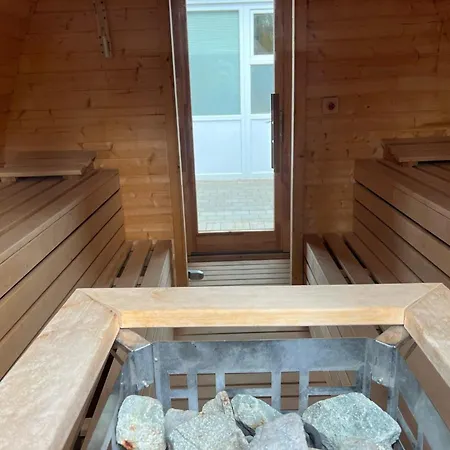 Hecht Ferienvermietung - Turmfalke Mit Sauna Und Schwimmbad *