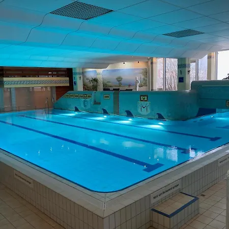 Hecht Ferienvermietung - Turmfalke Mit Sauna Und Schwimmbad