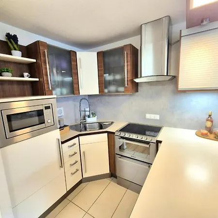 Turmfalke 2-zimmer-appartement Mit Sauna Und Schwimmbad דירה