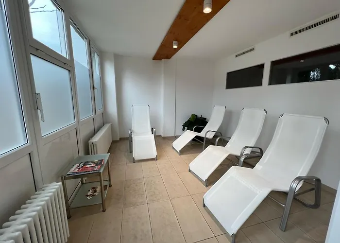 Turmfalke 2-zimmer-appartement Mit Sauna Und Schwimmbad