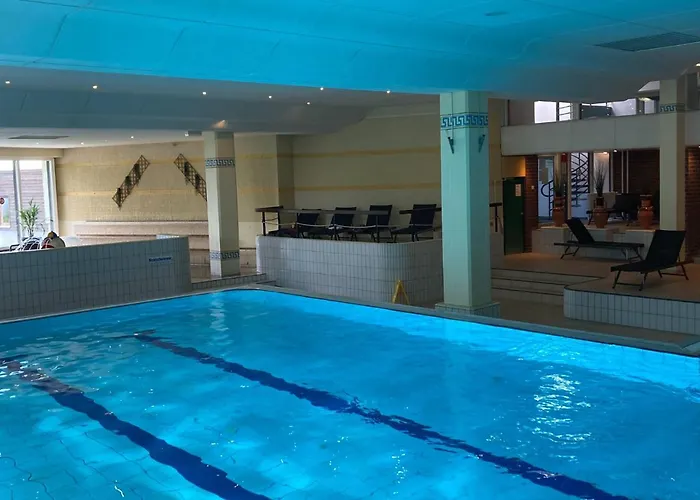 Hecht Ferienvermietung - Turmfalke 2-zimmer-appartement Mit Sauna Und Schwimmbad 아파트 상트엥글마